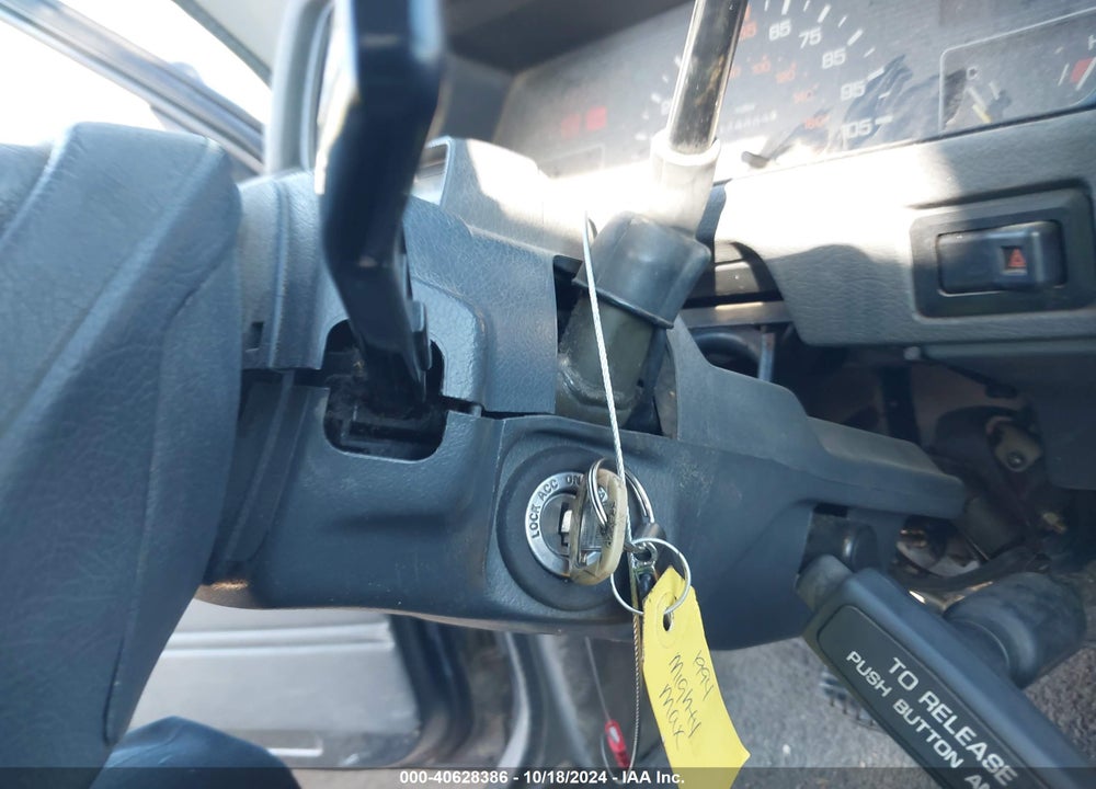 1994 MITSUBISHI MIGHTY MAX VIN: JA7LS21G4RP006996