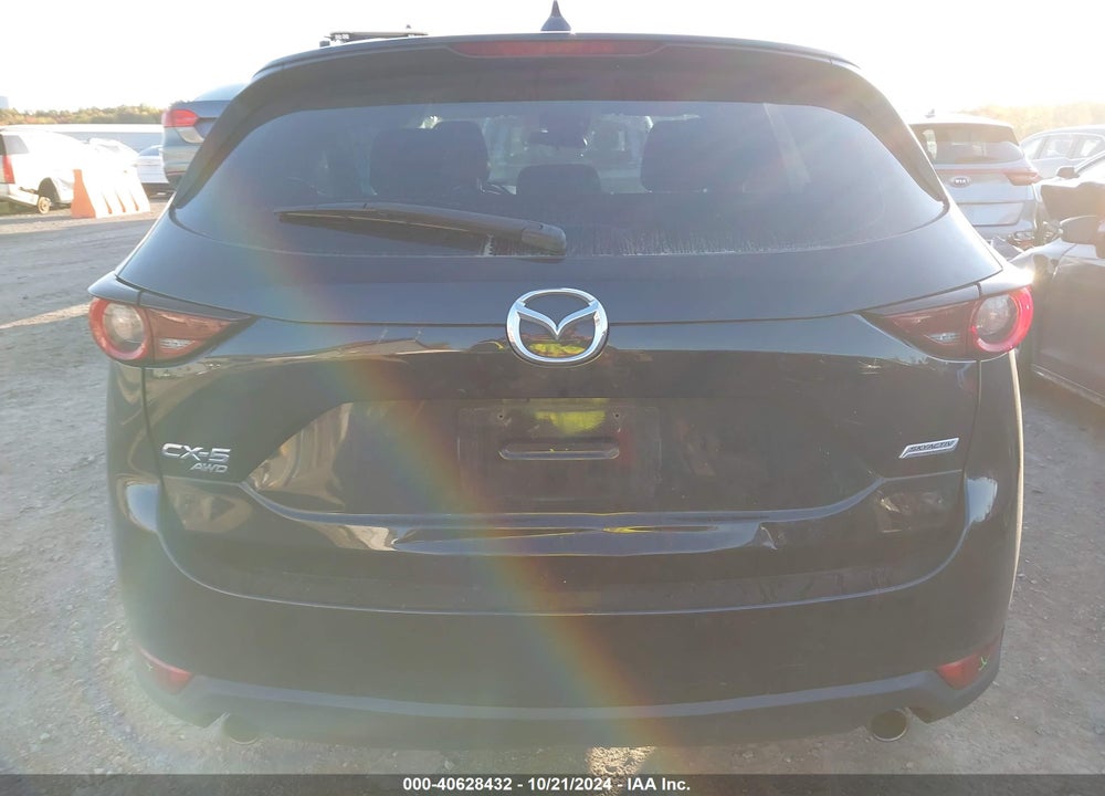 2018 MAZDA CX-5 SPORT VIN: JM3KFBBM0J0431823
