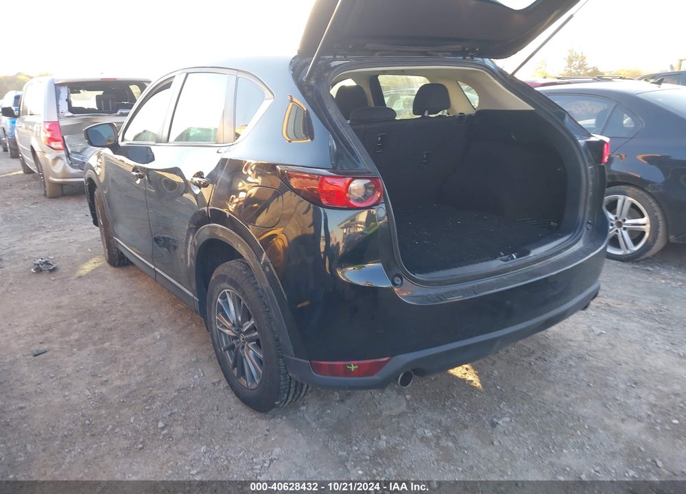 2018 MAZDA CX-5 SPORT VIN: JM3KFBBM0J0431823