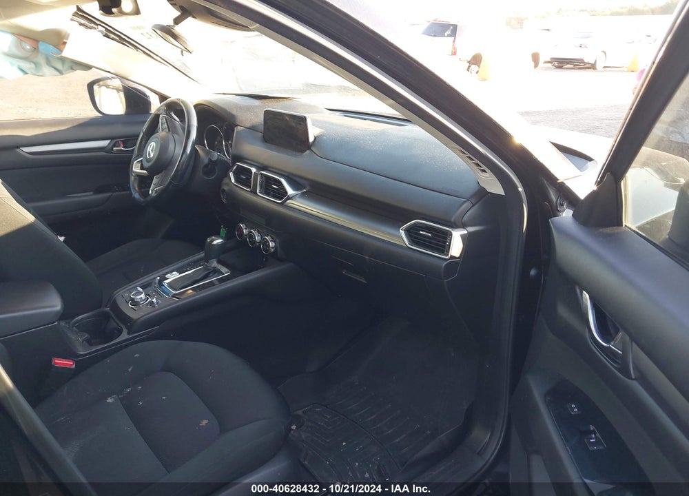 2018 MAZDA CX-5 SPORT VIN: JM3KFBBM0J0431823