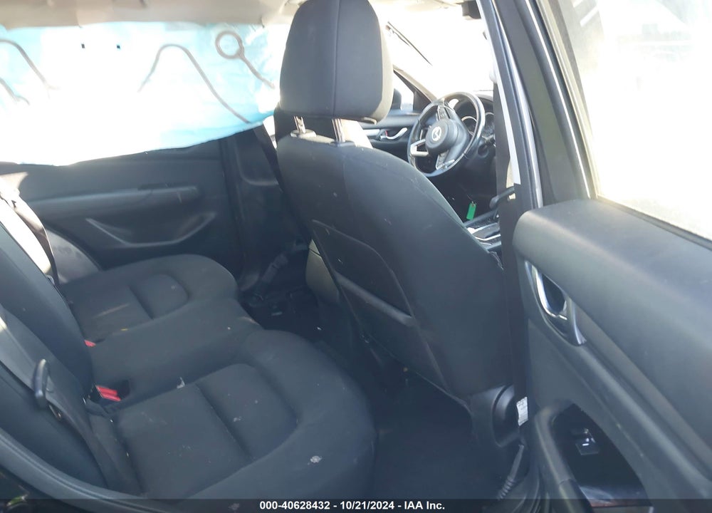 2018 MAZDA CX-5 SPORT VIN: JM3KFBBM0J0431823