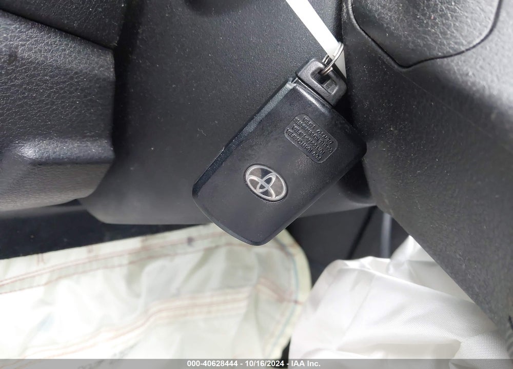 2015 TOYOTA COROLLA LE PREMIUM VIN: 5YFBURHE3FP267259