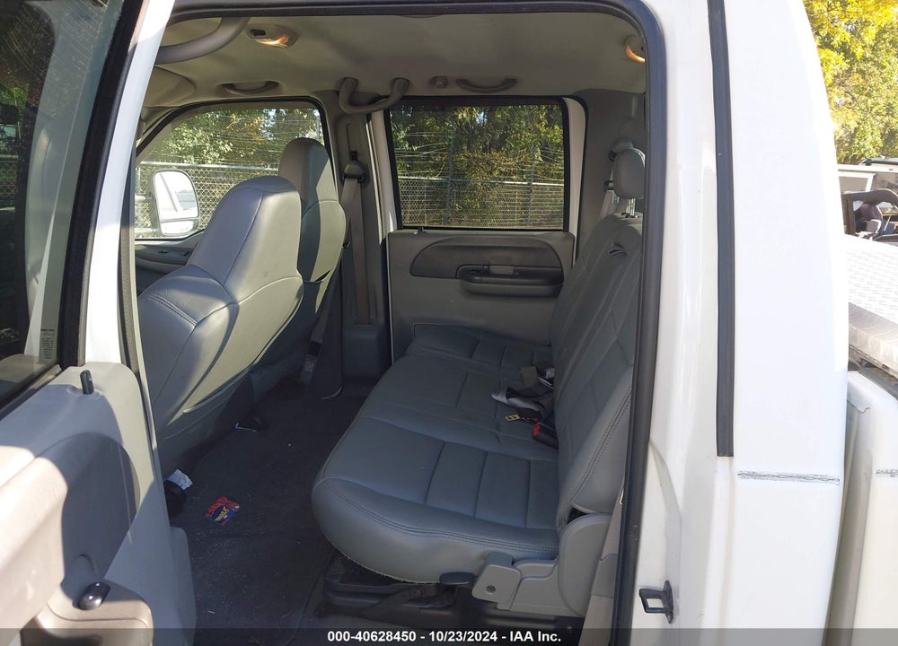 2004 FORD F-350 LARIAT/XL/XLT VIN: 1FTWW33P34EB05823