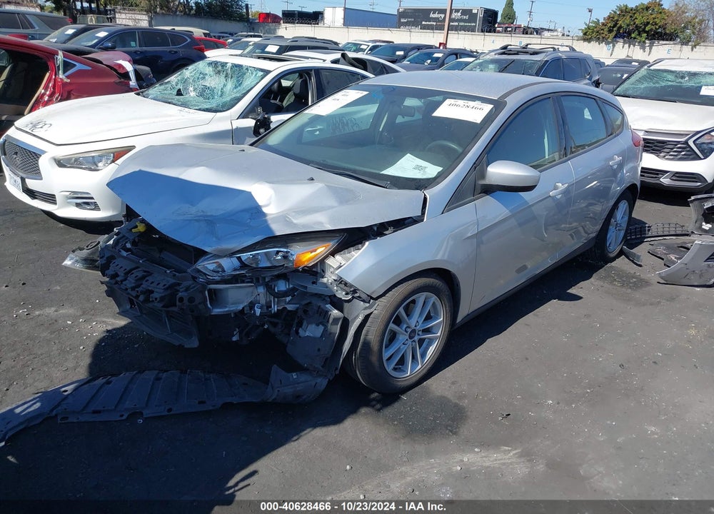 2018 FORD FOCUS SE VIN: 1FADP3K23JL273369