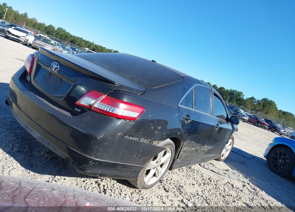 2011 TOYOTA CAMRY SE VIN: 4T1BF3EK7BU225719