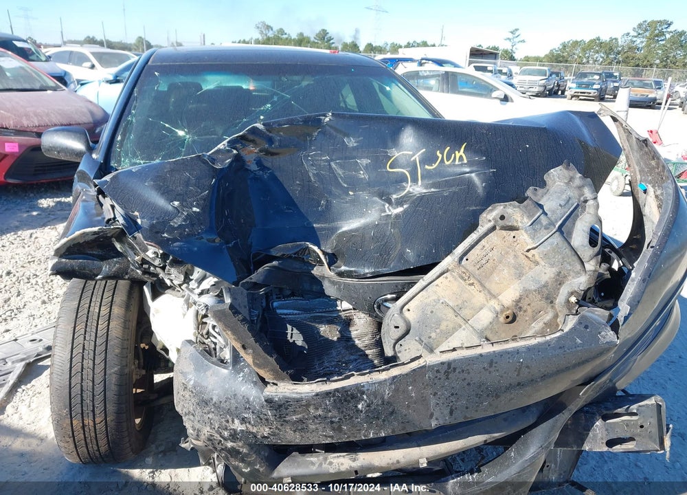 2011 TOYOTA CAMRY SE VIN: 4T1BF3EK7BU225719