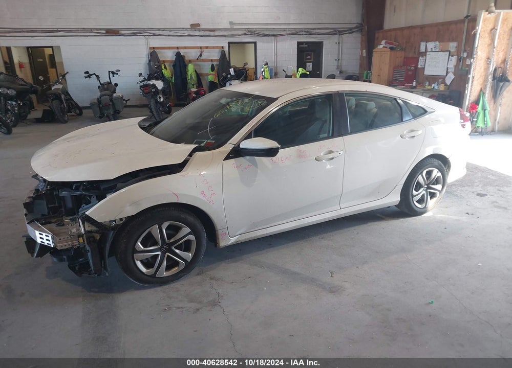 2018 HONDA CIVIC LX VIN: 2HGFC2F54JH581582
