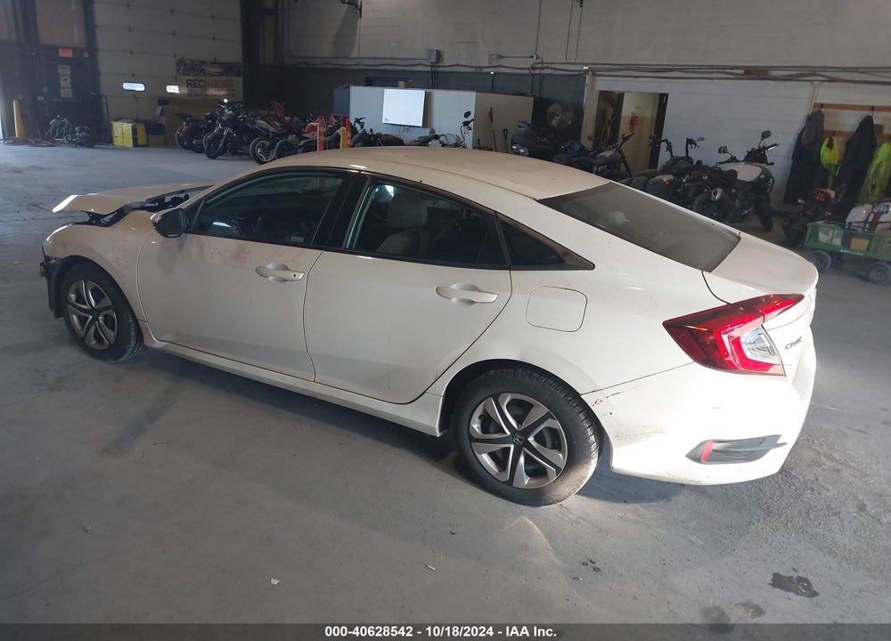 2018 HONDA CIVIC LX VIN: 2HGFC2F54JH581582