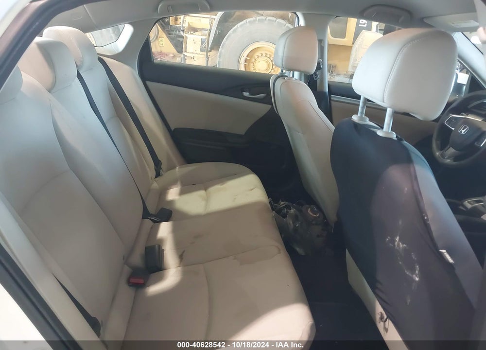 2018 HONDA CIVIC LX VIN: 2HGFC2F54JH581582