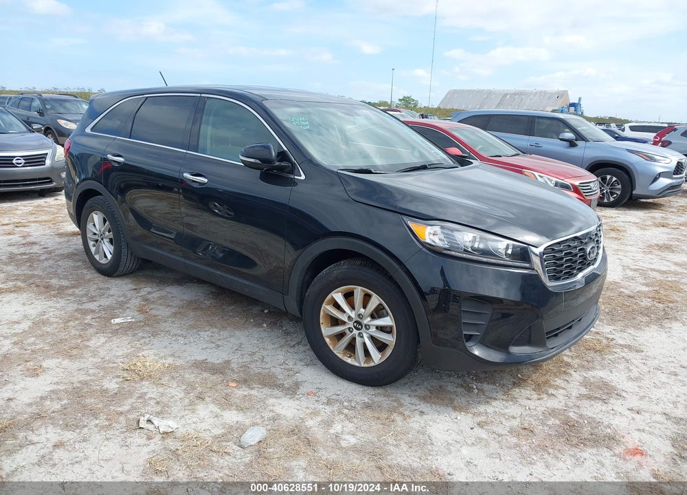 2019 KIA SORENTO 2.4L LX VIN: 5XYPG4A36KG551833
