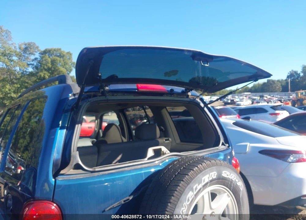 2004 JEEP LIBERTY SPORT VIN: 1J8GK48K84W329482