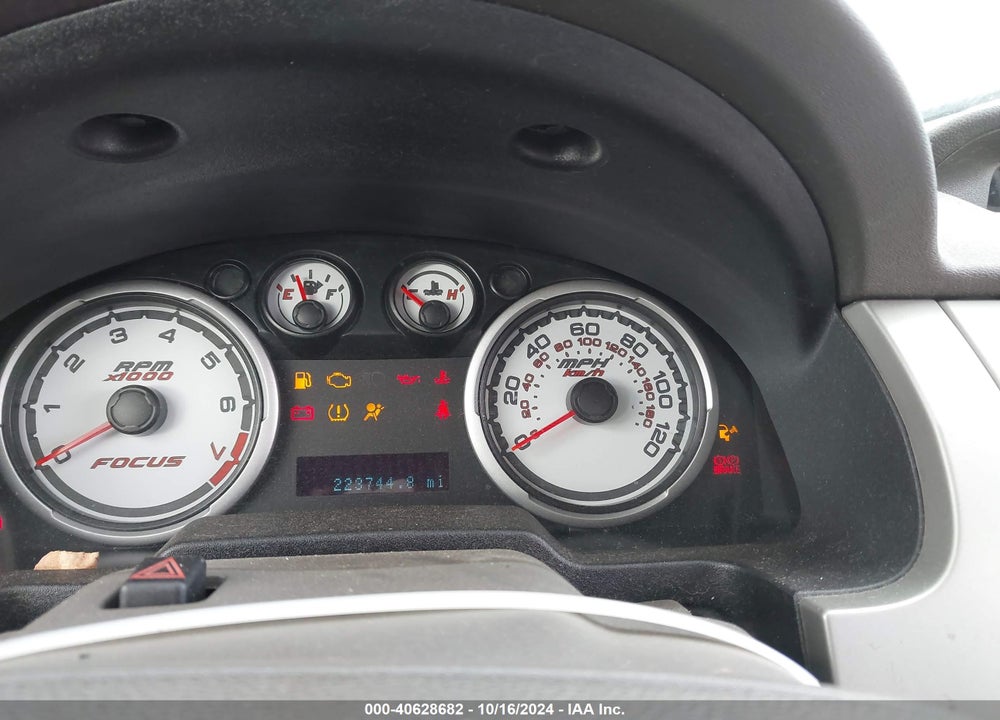 2008 FORD FOCUS VIN: 1FAHP35N88W300243