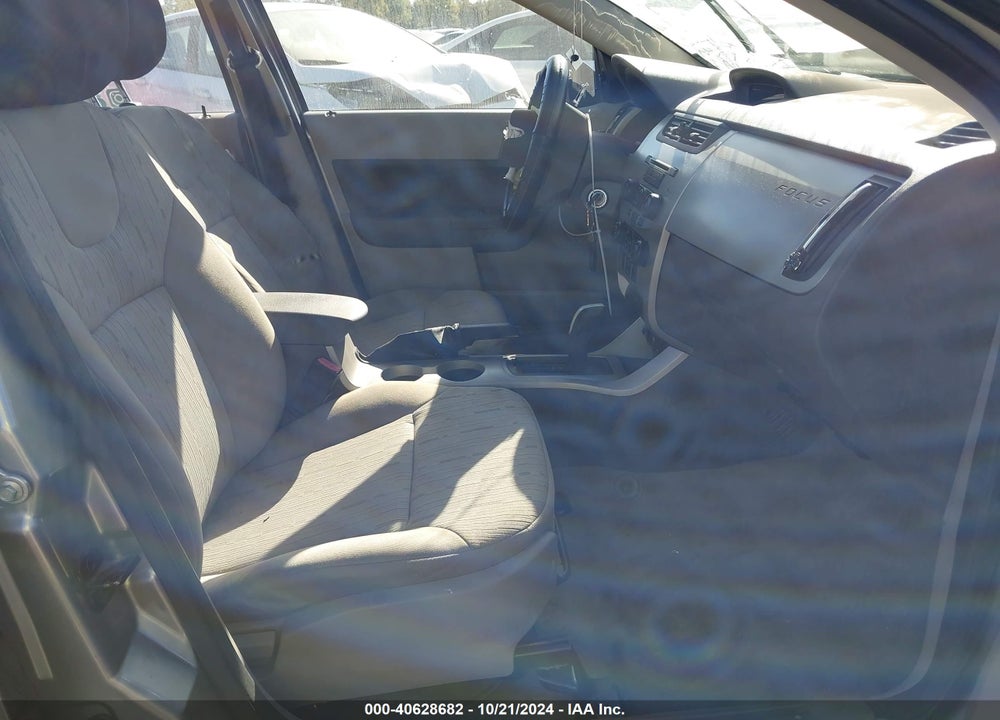 2008 FORD FOCUS VIN: 1FAHP35N88W300243