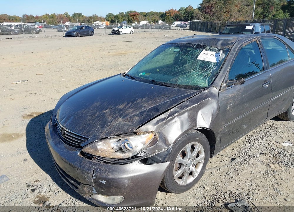 2005 TOYOTA CAMRY XLE V6 VIN: 4T1BF30K75U616445