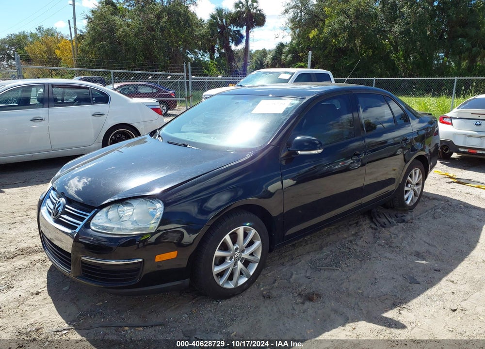 2010 VOLKSWAGEN JETTA LIMITED EDITION VIN: 3VWRX7AJ4AM135349