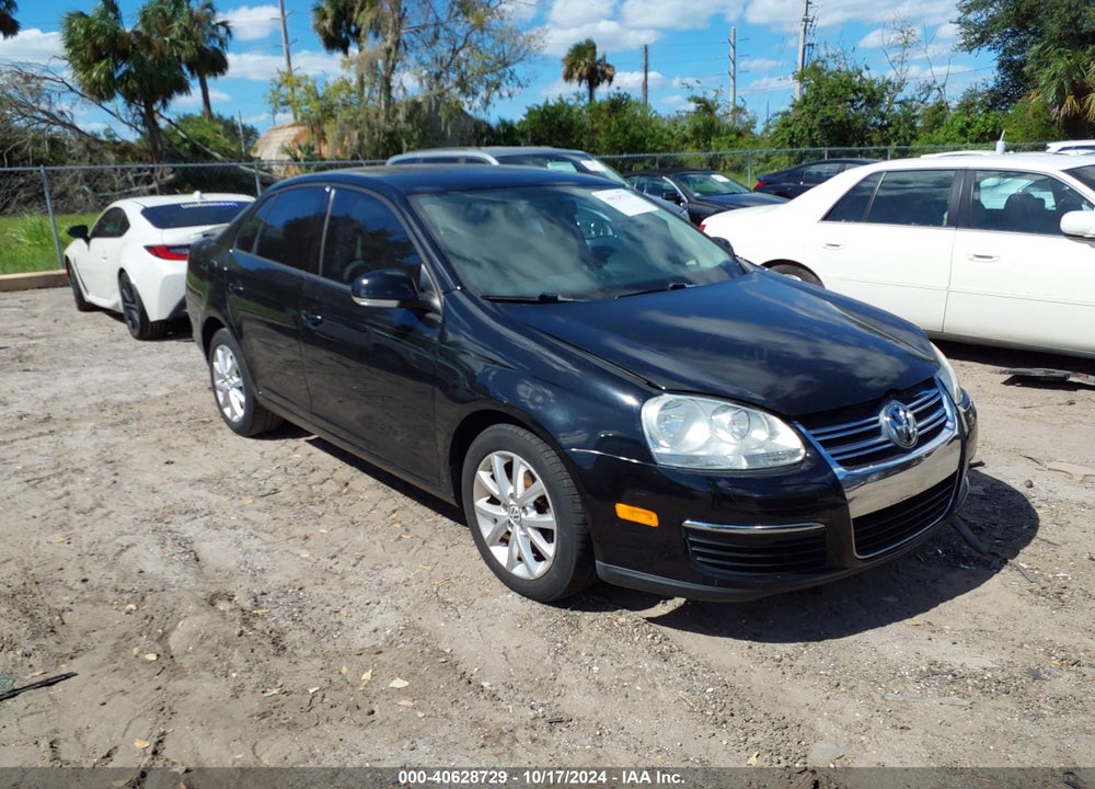 2010 VOLKSWAGEN JETTA LIMITED EDITION VIN: 3VWRX7AJ4AM135349