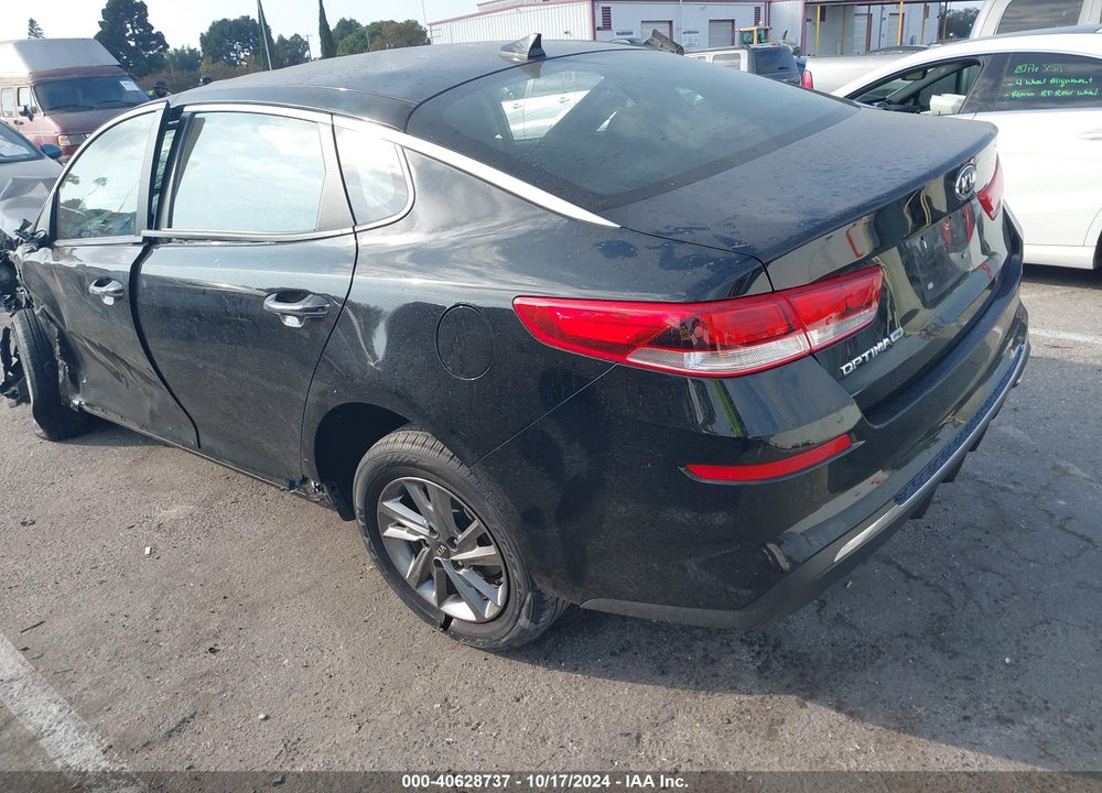 2019 KIA OPTIMA LX VIN: 5XXGT4L38KG337052