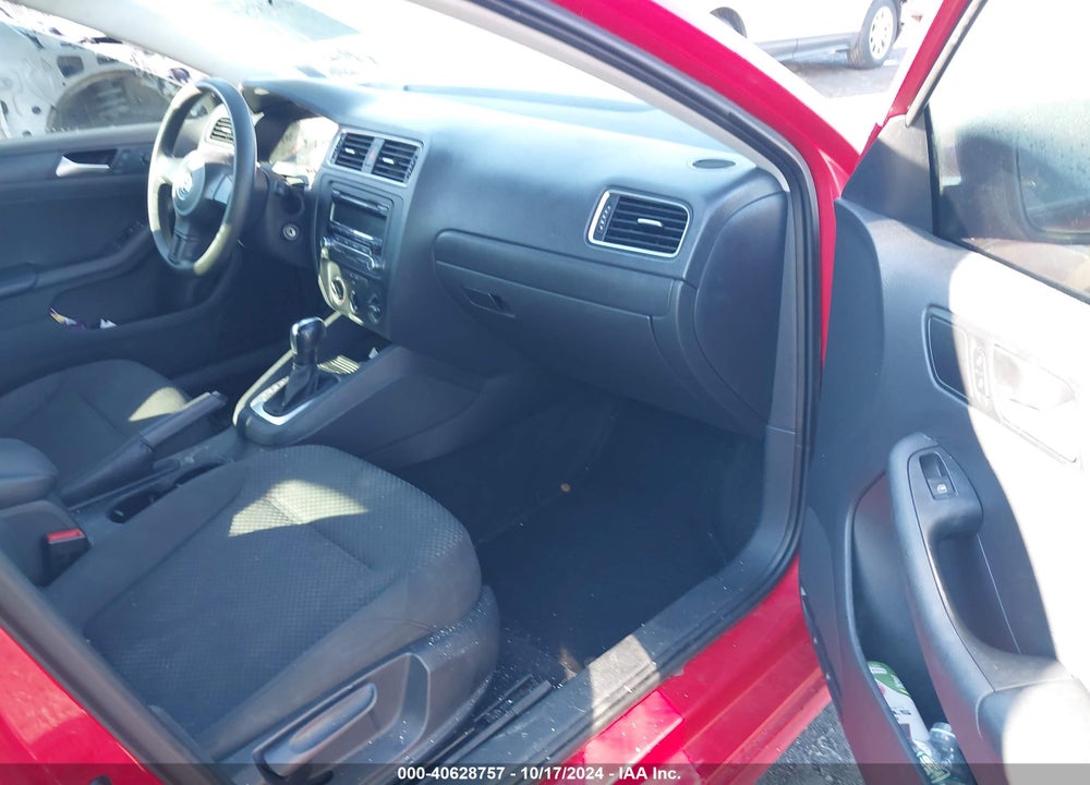 2014 VOLKSWAGEN JETTA 2.0L S VIN: 3VW2K7AJ7EM208364
