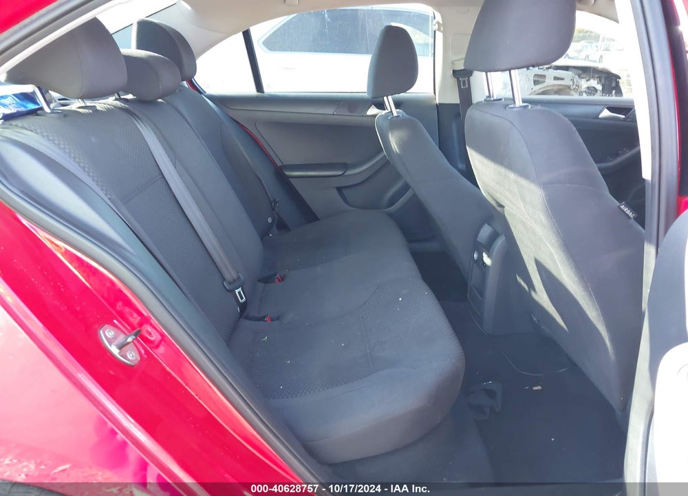 2014 VOLKSWAGEN JETTA 2.0L S VIN: 3VW2K7AJ7EM208364