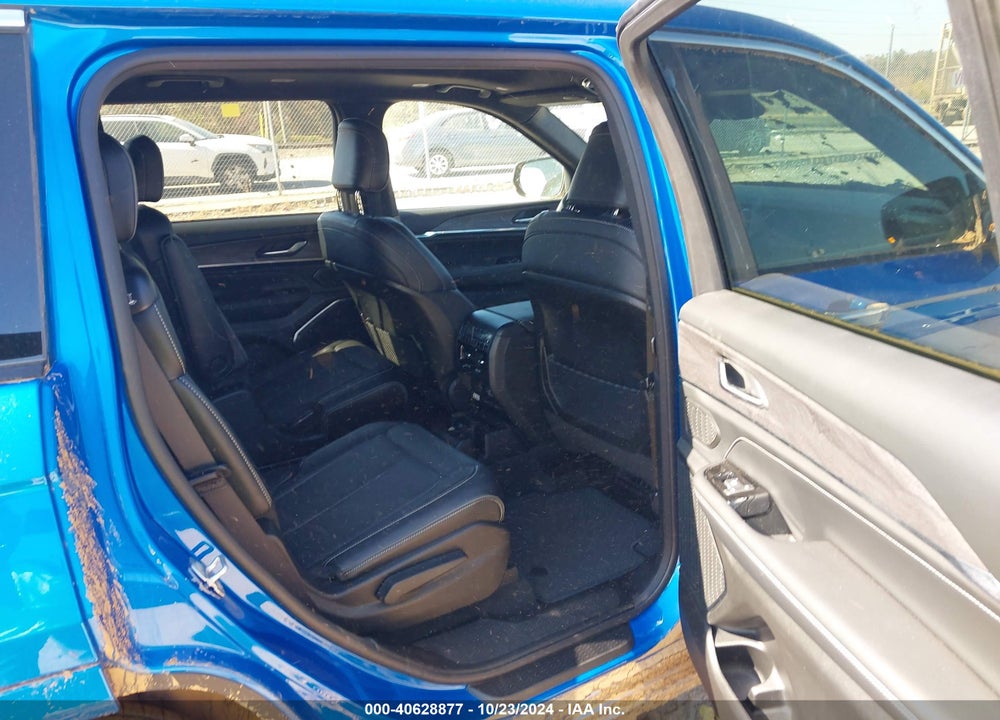 2023 JEEP GRAND CHEROKEE L OVERLAND 4X4 VIN: 1C4RJKDGXP8754512