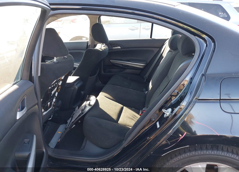 2010 HONDA ACCORD 2.4 EX VIN: 1HGCP2F72AA157132