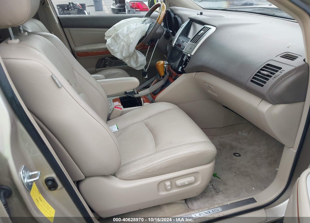 2005 LEXUS RX 330 VIN: JTJGA31U050051419