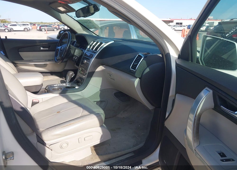 2008 GMC ACADIA SLT-2 VIN: 1GKER33718J132281
