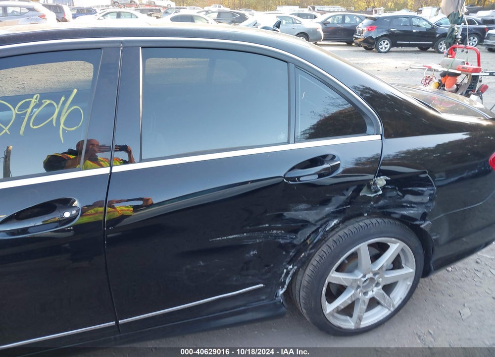 2014 MERCEDES-BENZ C 300 LUXURY 4MATIC/SPORT 4MATIC VIN: WDDGF8AB1EG251058