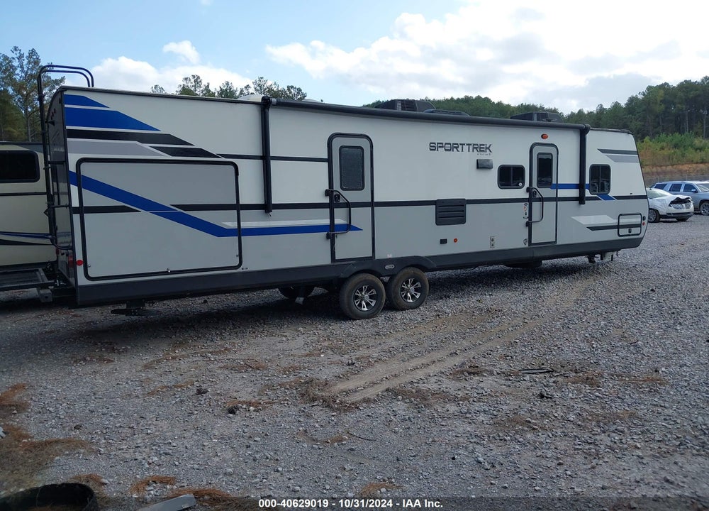 2021 VENTURE TRAVEL TRAILER VIN: 4EZT13426M8040385