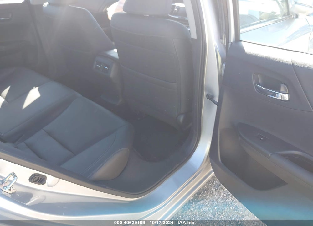 2015 HONDA ACCORD EX-L VIN: 1HGCR2F83FA005614