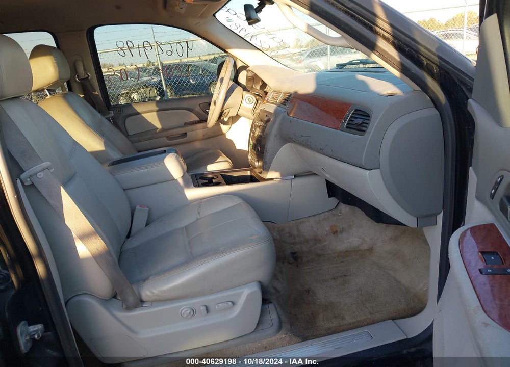 2007 GMC YUKON SLT VIN: 1GKFK13097J107630