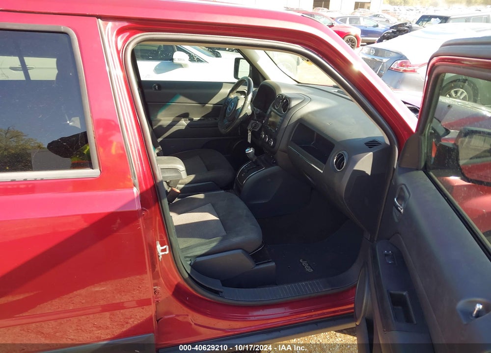 2015 JEEP PATRIOT LATITUDE VIN: 1C4NJPFB8FD304912