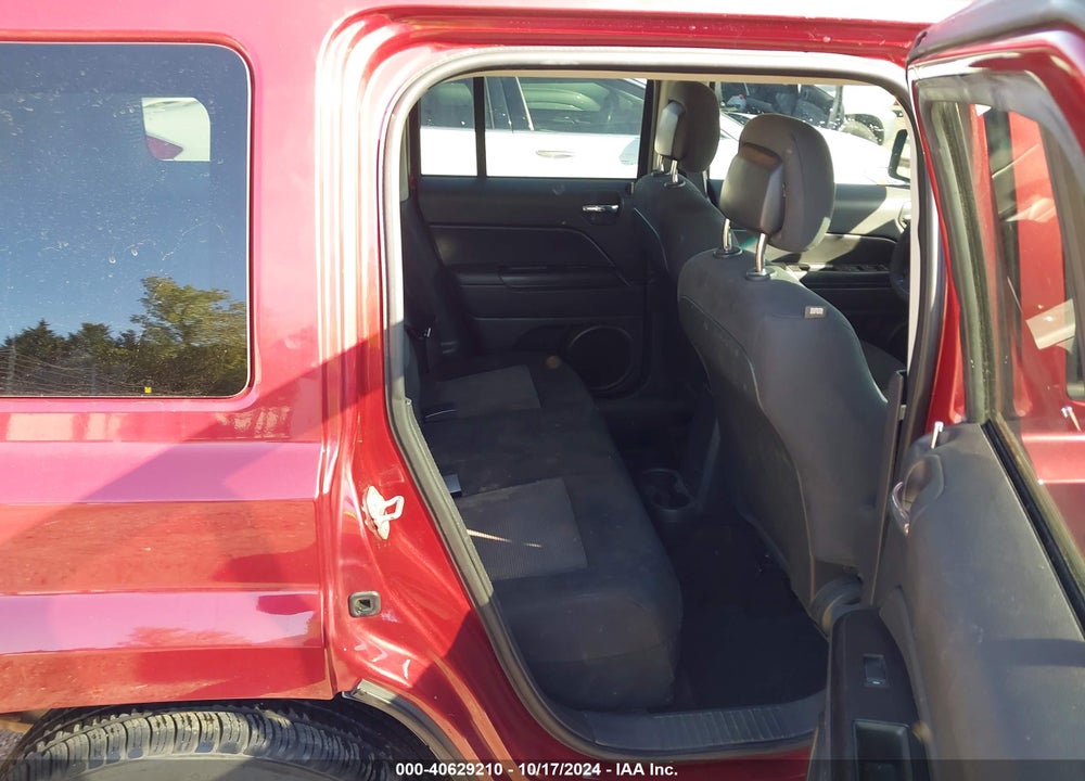 2015 JEEP PATRIOT LATITUDE VIN: 1C4NJPFB8FD304912