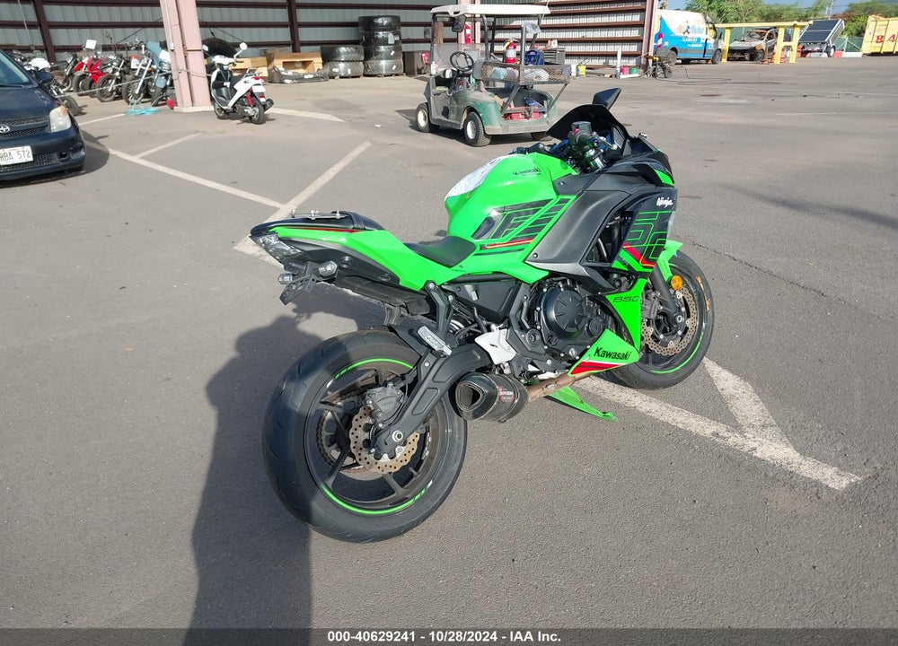 2024 KAWASAKI EX650 P VIN: ML5EXEP10RDAC4388