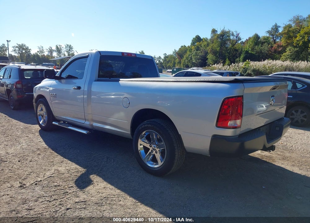 2016 RAM 1500 TRADESMAN VIN: 3C6JR6DG7GG352106