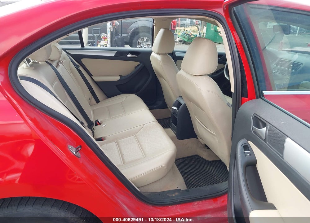 2013 VOLKSWAGEN JETTA 2.5L SE VIN: 3VWDX7AJ9DM406808