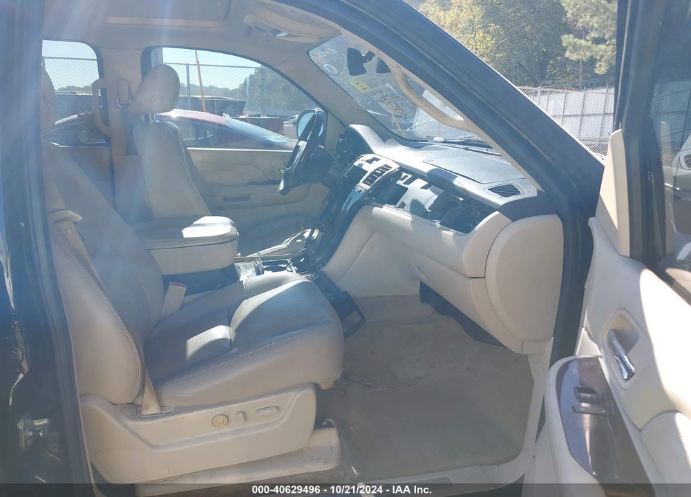 2008 CADILLAC ESCALADE EXT STANDARD VIN: 3GYFK62868G208881