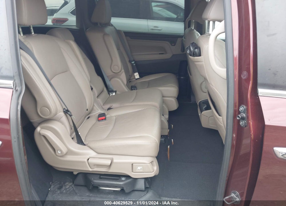 2018 HONDA ODYSSEY EX-L VIN: 5FNRL6H7XJB095608