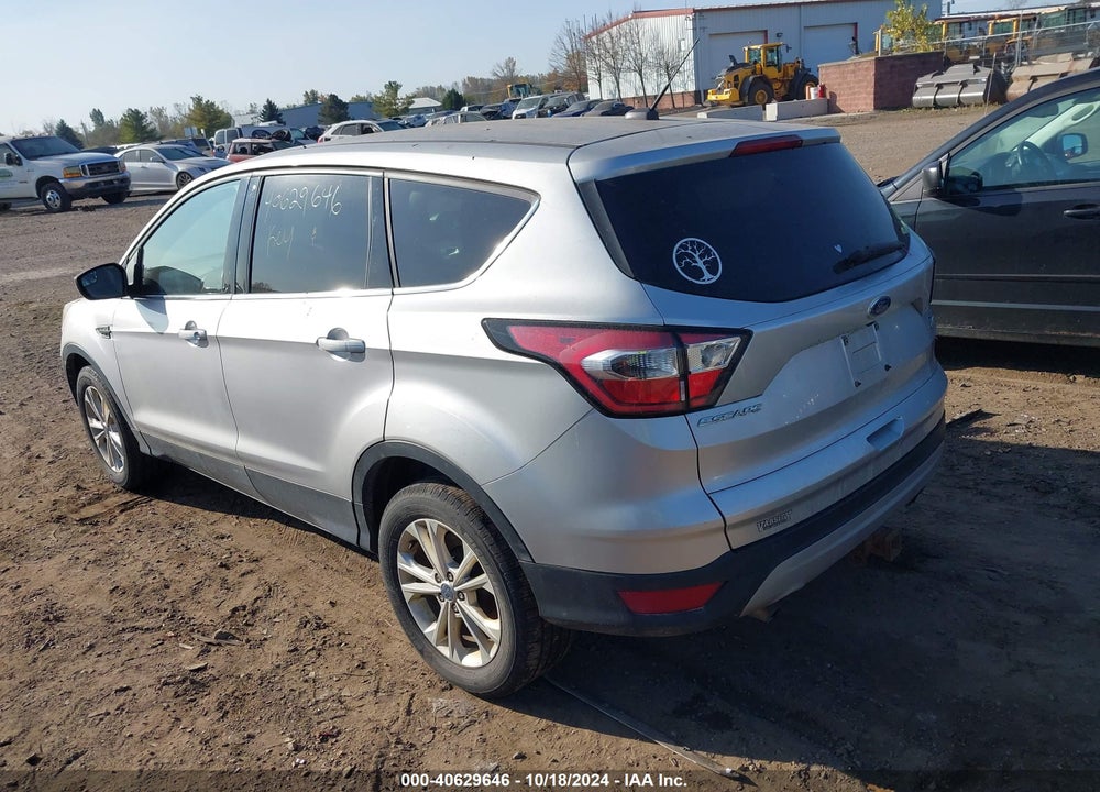 2017 FORD ESCAPE SE VIN: 1FMCU9G99HUC38259