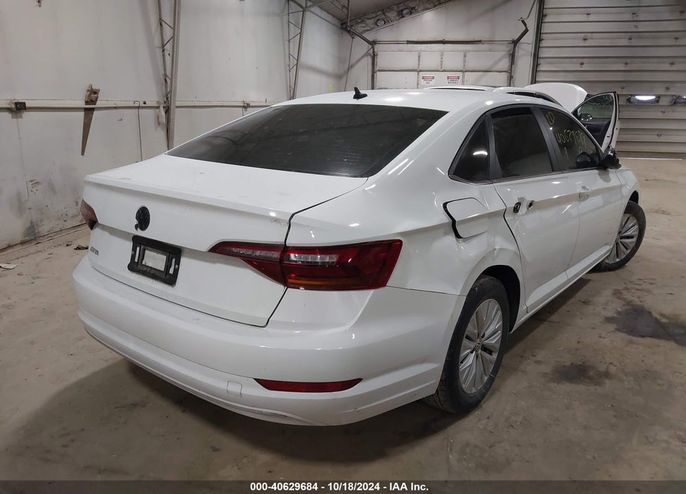 2019 VOLKSWAGEN JETTA 1.4T R-LINE/1.4T S/1.4T SE VIN: 3VWC57BU2KM112402
