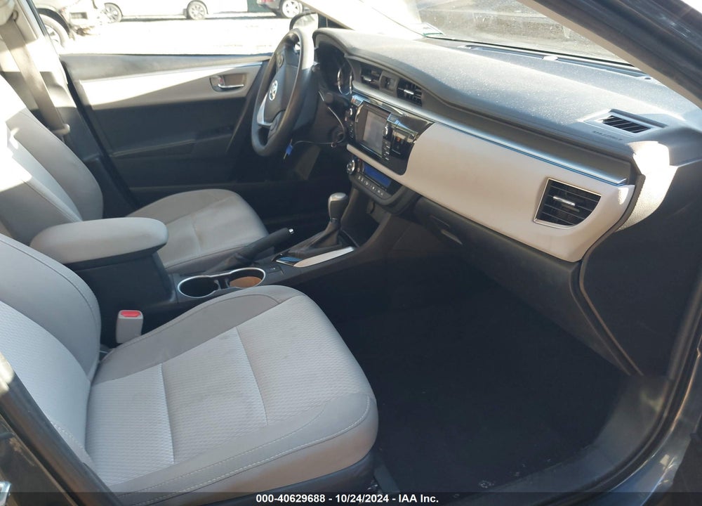 2015 TOYOTA COROLLA LE VIN: 2T1BURHE3FC461810