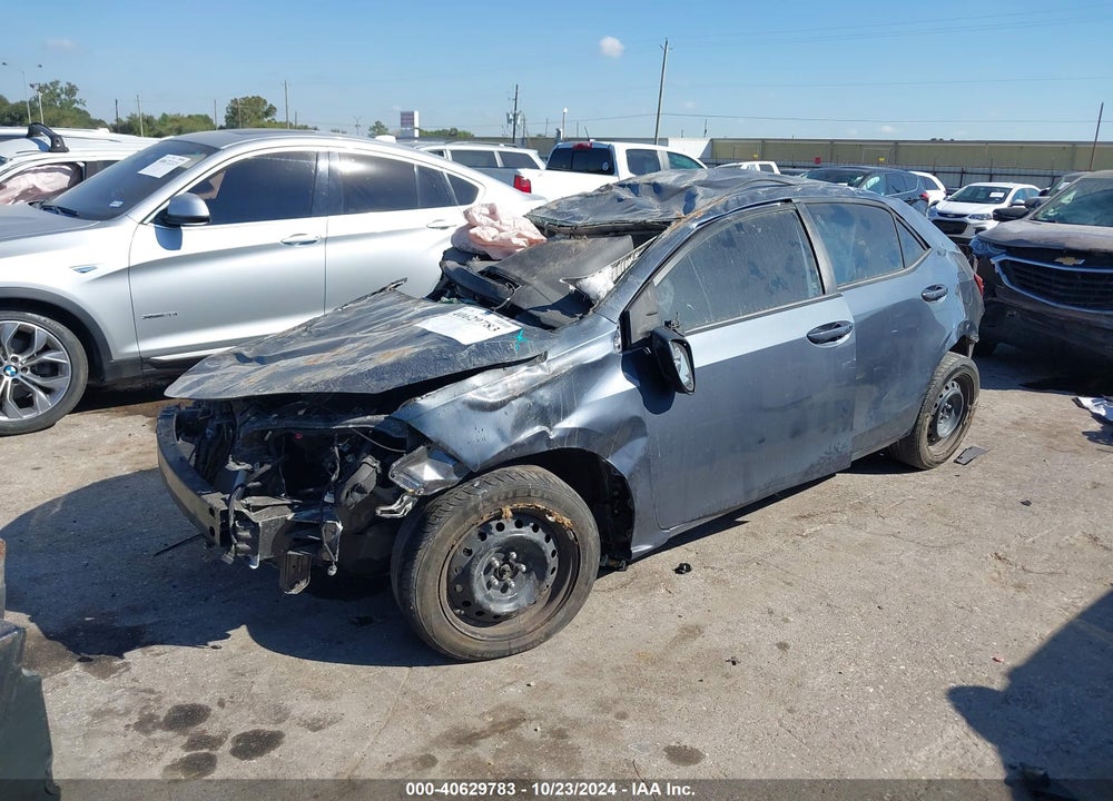 2018 TOYOTA COROLLA LE VIN: 5YFBURHE8JP833912