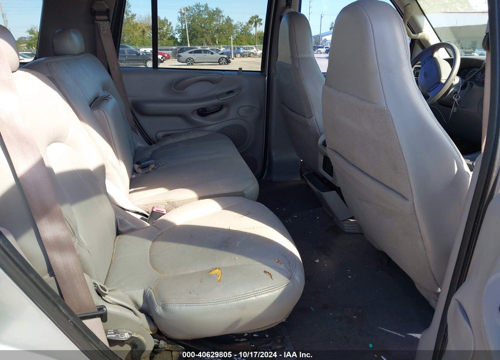 2001 FORD EXPEDITION XLT VIN: 1FMRU15W61LA76039