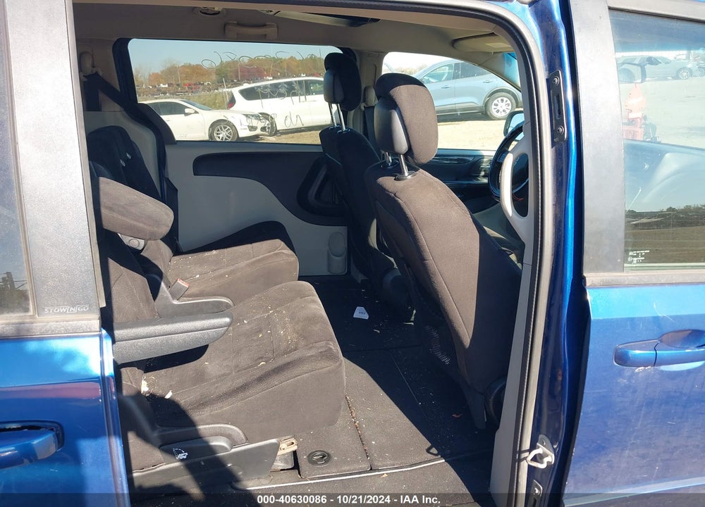 2011 DODGE GRAND CARAVAN EXPRESS VIN: 2D4RN4DG5BR643771