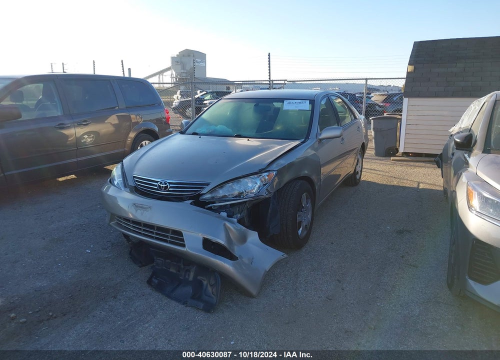2005 TOYOTA CAMRY XLE VIN: 4T1BE32K25U988338