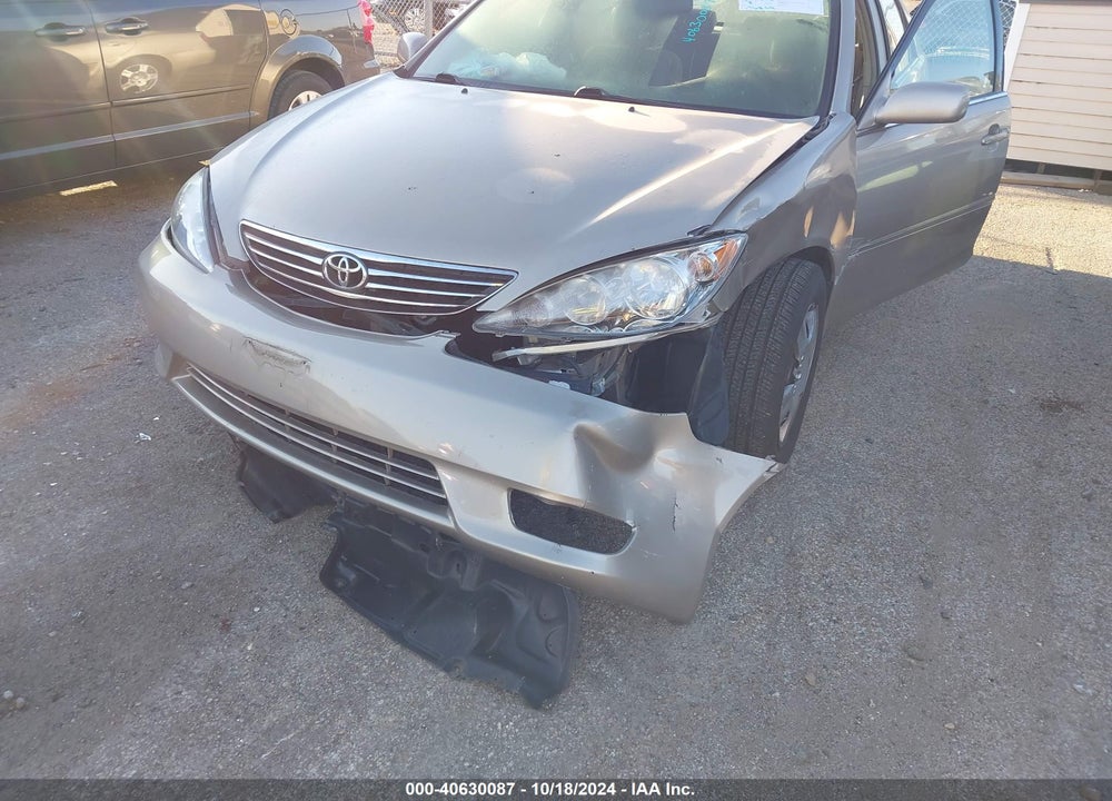 2005 TOYOTA CAMRY XLE VIN: 4T1BE32K25U988338