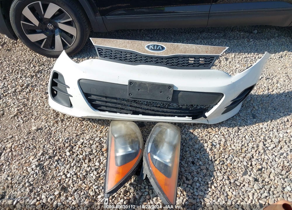 2016 KIA RIO VIN: KNADM5A32G6577130