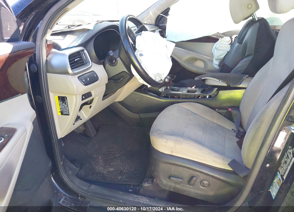 2017 KIA SORENTO 3.3L LX VIN: 5XYPGDA51HG321756