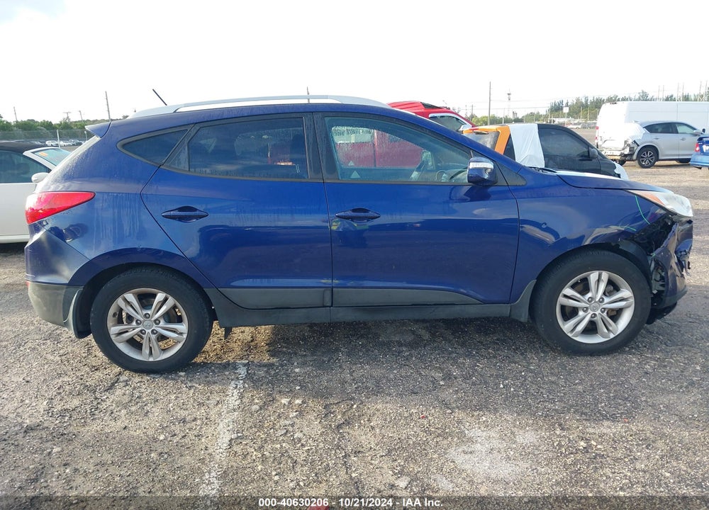 2013 HYUNDAI TUCSON GLS VIN: KM8JUCACXDU559150