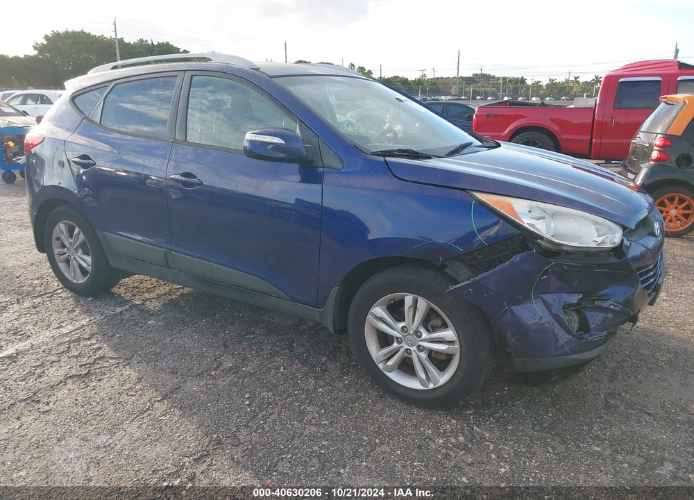 2013 HYUNDAI TUCSON GLS VIN: KM8JUCACXDU559150